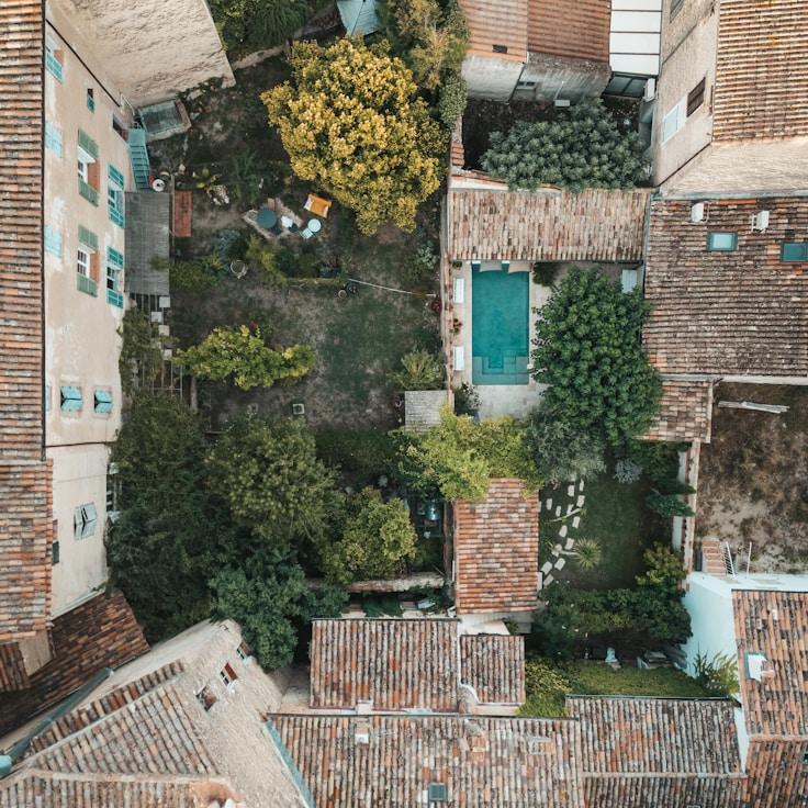 Outdoor terrace seating suitable for families in Berlin